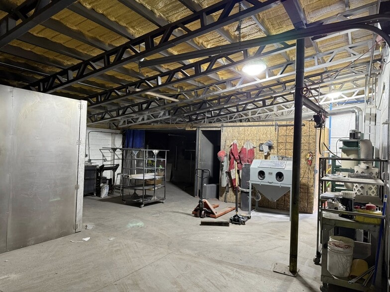 More Photos Of 303 2nd Ave N, Payette Manufacturing For Lease