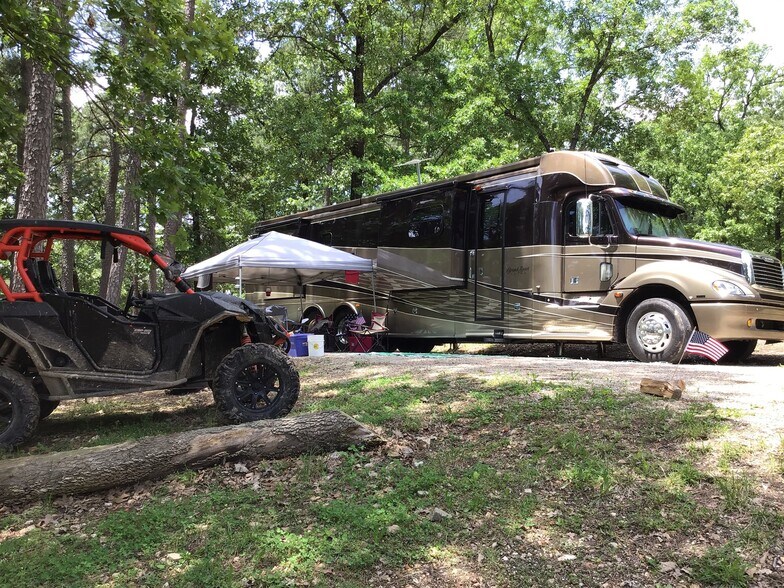 More Photos Of 10 Mint Ridge Rd, Eureka Springs Trailer Camper Park For Sale
