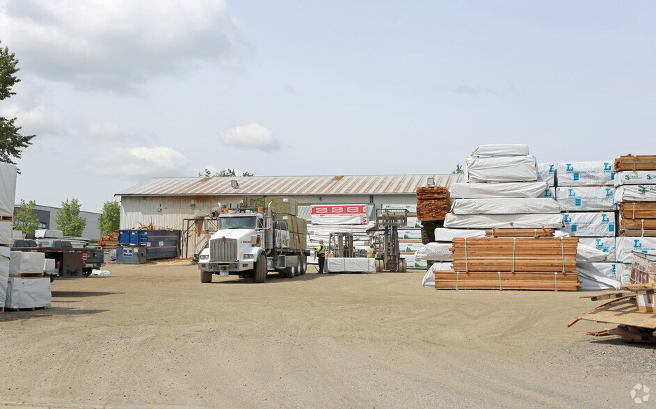 Primary Photo Of 5265 192nd St, Surrey Lumberyard For Sale