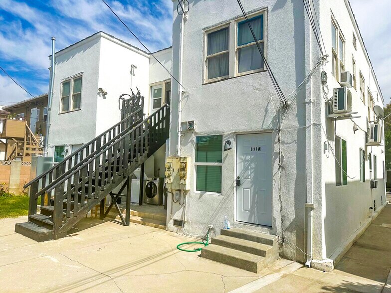 More Photos Of 831 N Heliotrope Dr, Los Angeles Apartments For Sale