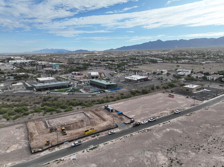 More Photos Of 7761 N Canyon Creek, El Paso Medical For Sale