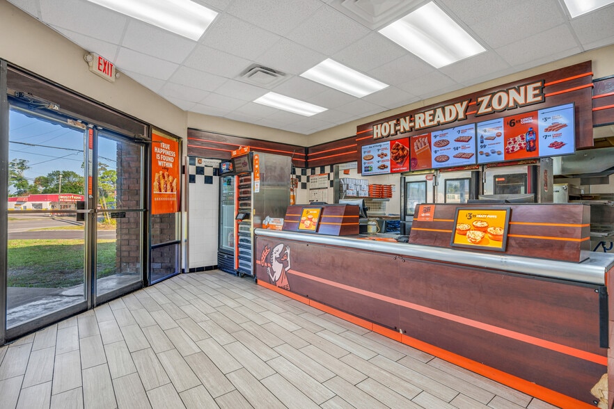 More Photos Of 1015 S Ridgewood Ave, Edgewater Office For Sale