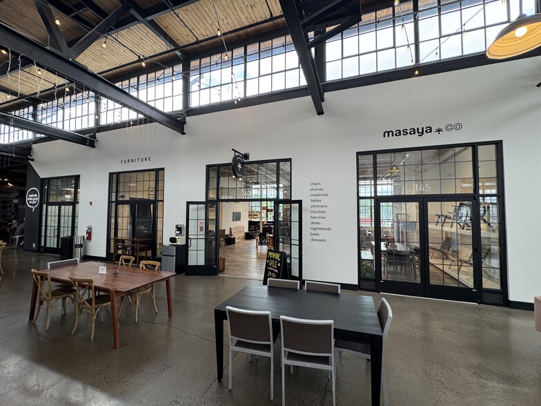 More Photos Of 3814 Charlotte Ave, Nashville General Retail For Lease