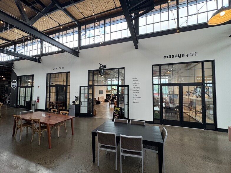 More Photos Of 3814 Charlotte Ave, Nashville General Retail For Lease