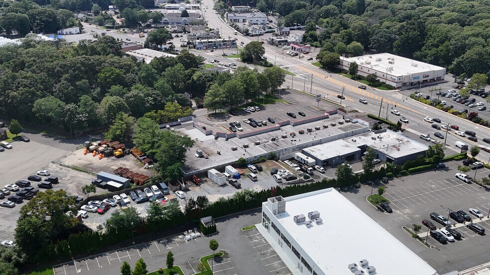 More Photos Of 1850 E Jericho Tpke, Huntington Auto Repair For Sale
