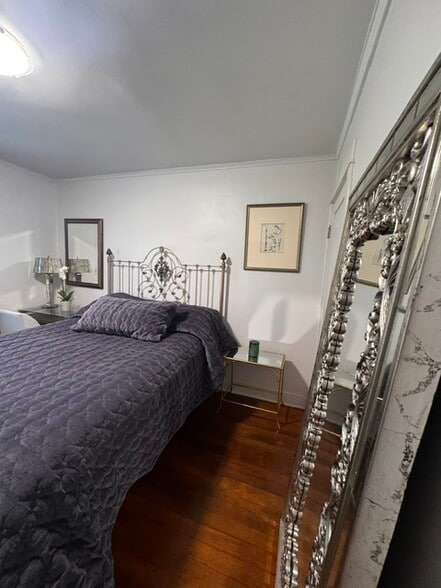 More Photos Of 2400 Merton Ave, Los Angeles Multifamily For Sale