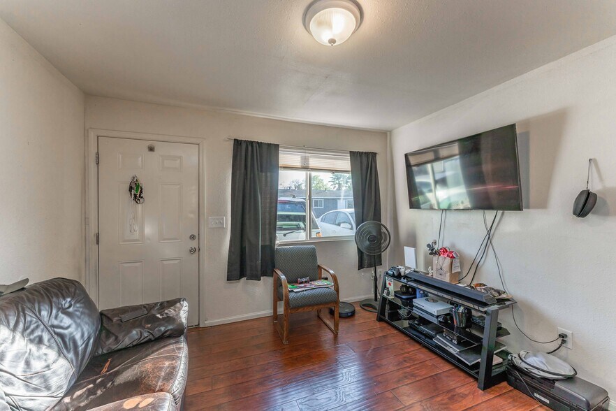 More Photos Of 1816 Hile Ave, Marysville Apartments For Sale