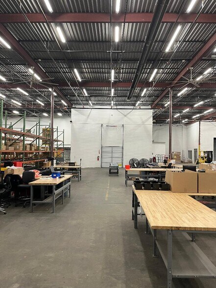 More Photos Of 1537-1545 Hansford St, Charleston Light Distribution For Lease