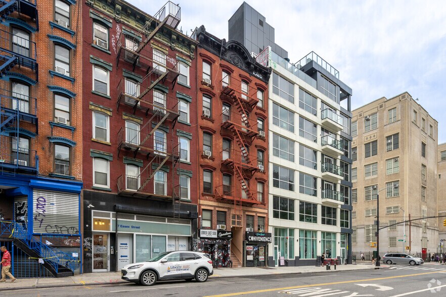 More Photos Of 49 Essex St, New York Multifamily For Sale