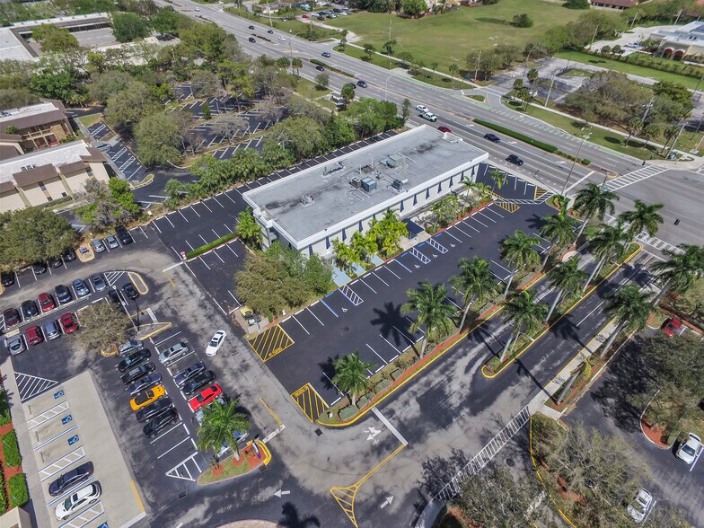 More Photos Of 7301 N University Dr, Tamarac Medical For Lease