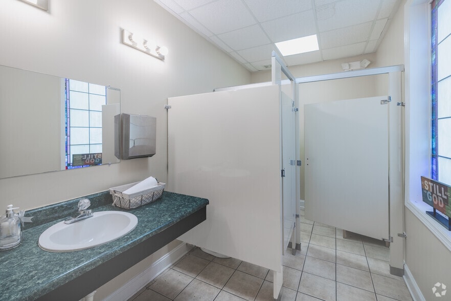 More Photos Of 835 Magnolia Rd, Charleston Religious Facility For Sale