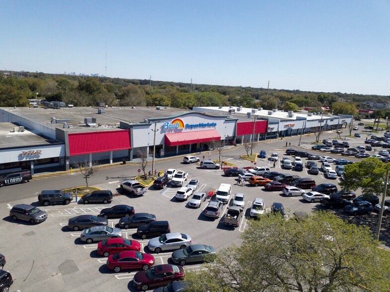 More Photos Of 2625 N Hiawassee Rd, Orlando Storefront For Sale