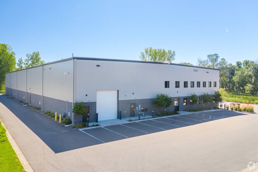 More Photos Of 10335 Naples St NE, Blaine Warehouse For Sale