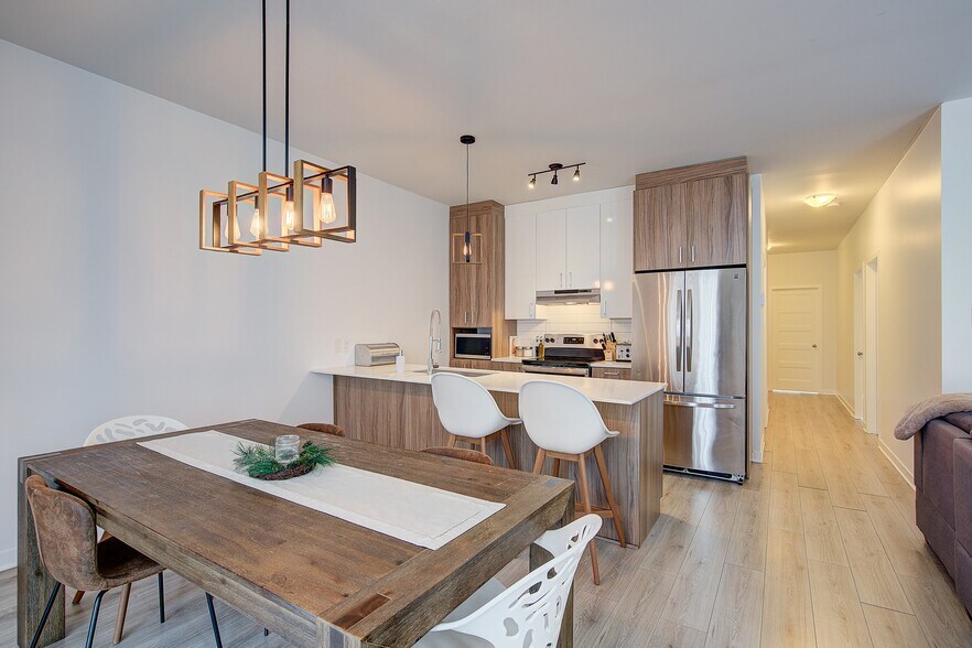 More Photos Of 108 Rue Bruno-Dion, Blainville Apartments For Sale