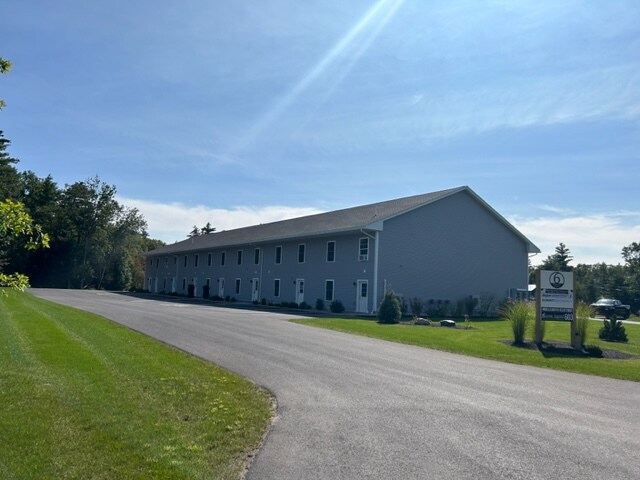 More Photos Of 6 Oxbow Pond Rd, Canterbury Flex For Lease