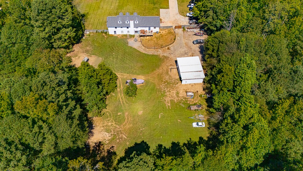 More Photos Of 4181 McBrayer Rd, Oakwood Industrial For Sale