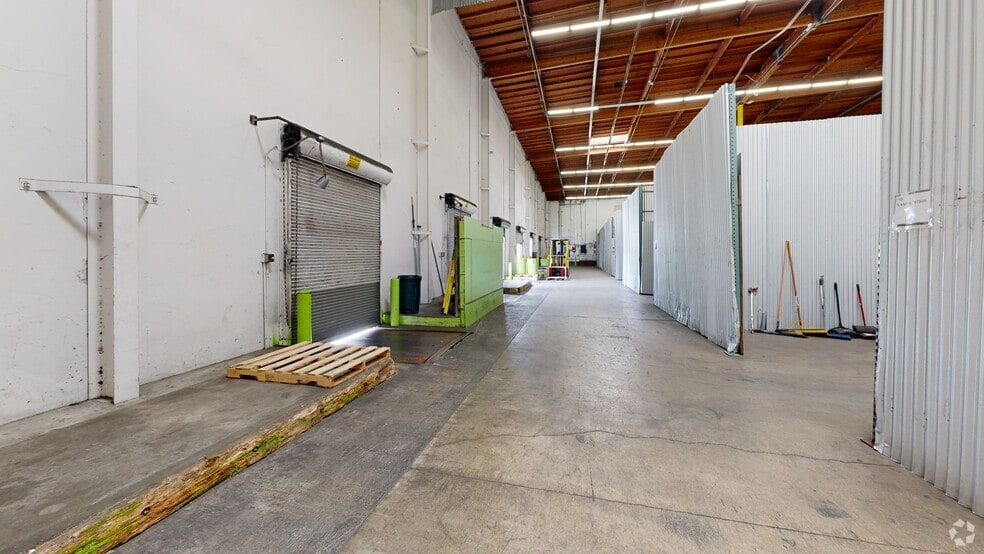More Photos Of 31259 Wiegman Rd, Hayward Warehouse For Lease