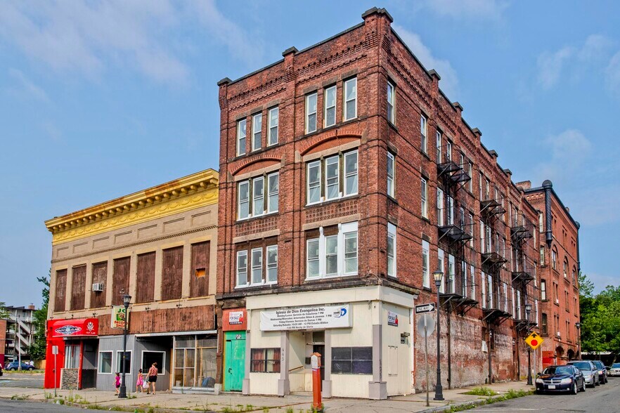 More Photos Of 445-447 High St, Holyoke Storefront Retail Residential For Sale