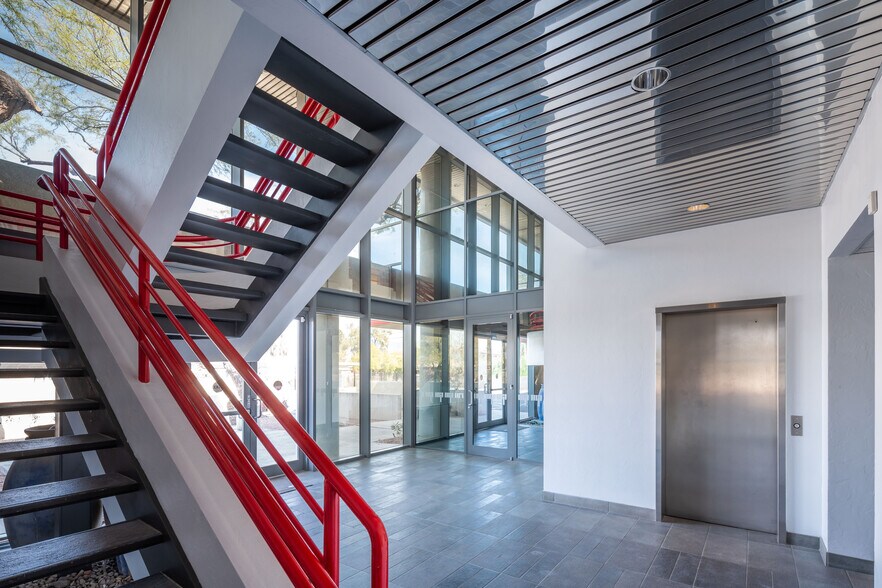 More Photos Of 4067 E Grant Rd, Tucson Loft Creative Space For Lease