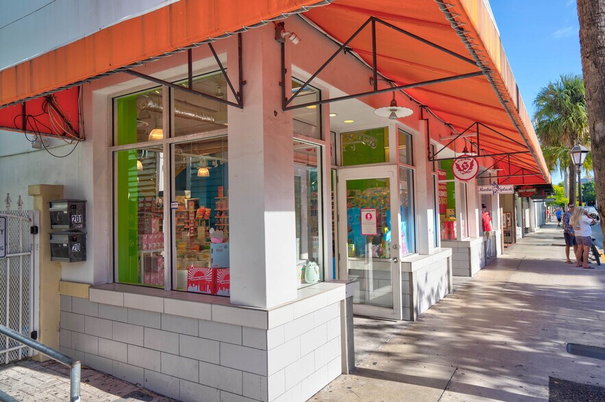 More Photos Of 117 Duval St, Key West Storefront Retail Residential For Lease