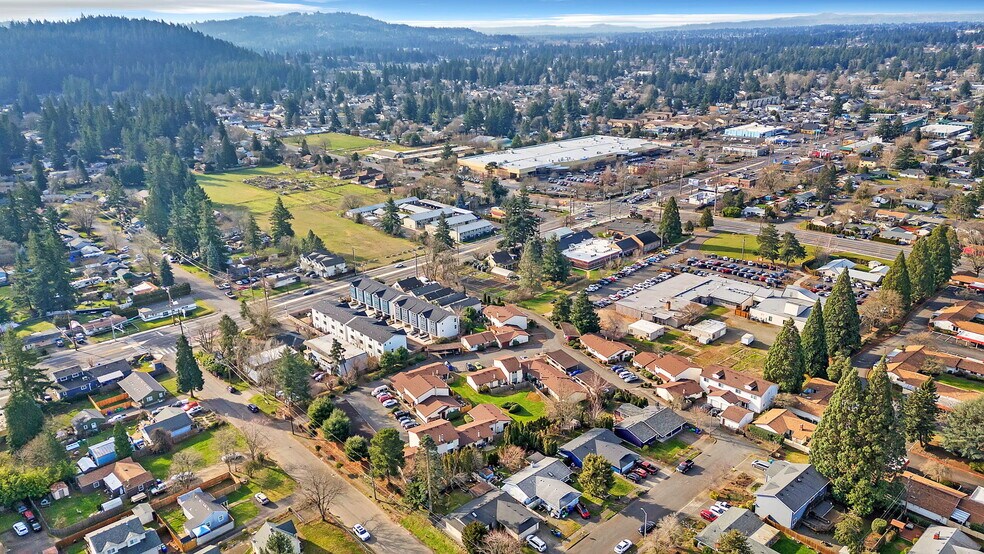 More Photos Of 2341 SE 152nd Ave, Portland Apartments For Sale