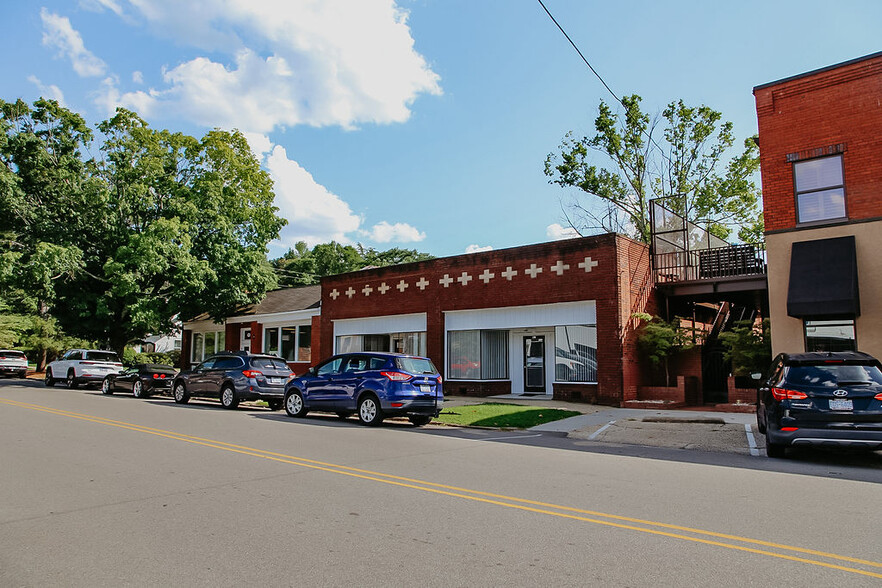 Primary Photo Of 150 E Connecticut Ave, Southern Pines Storefront Retail Office For Lease