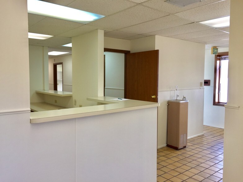 More Photos Of 8224 Calumet Ave, Munster Medical For Lease