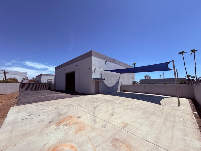 More Photos Of 512 W 2nd Ave, Mesa Warehouse For Sale