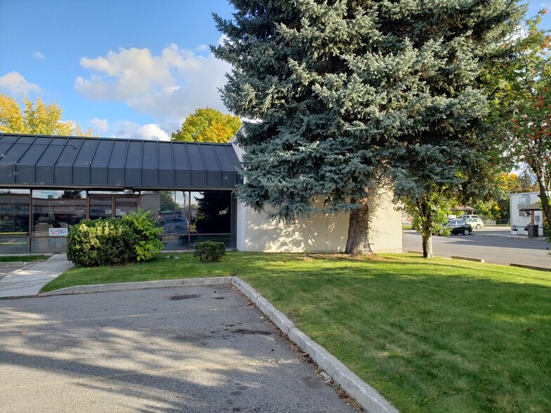 More Photos Of 1300-1312 N Mullan Rd, Spokane Valley Freestanding For Sale