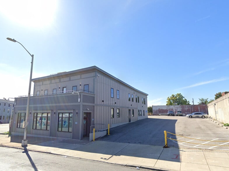 More Photos Of 2514 Greenmount ave, Baltimore Office For Sale