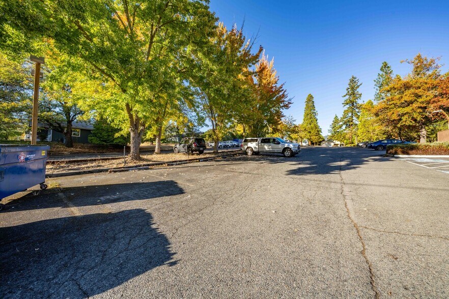 More Photos Of , Grants Pass Unknown For Sale