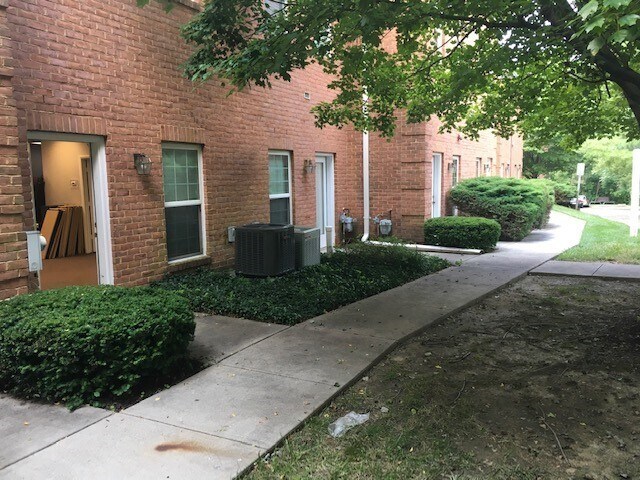 More Photos Of 10260-10268 Baltimore National Pike, Ellicott City Office For Sale