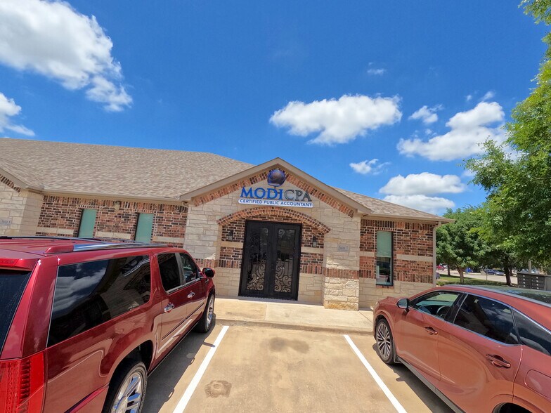 More Photos Of 4815 State Highway 121, The Colony Medical For Lease