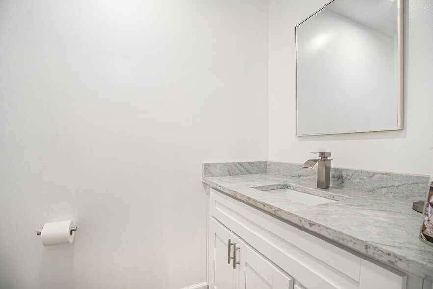 More Photos Of 7710 Iowa Colony Blvd, Rosharon Land For Sale