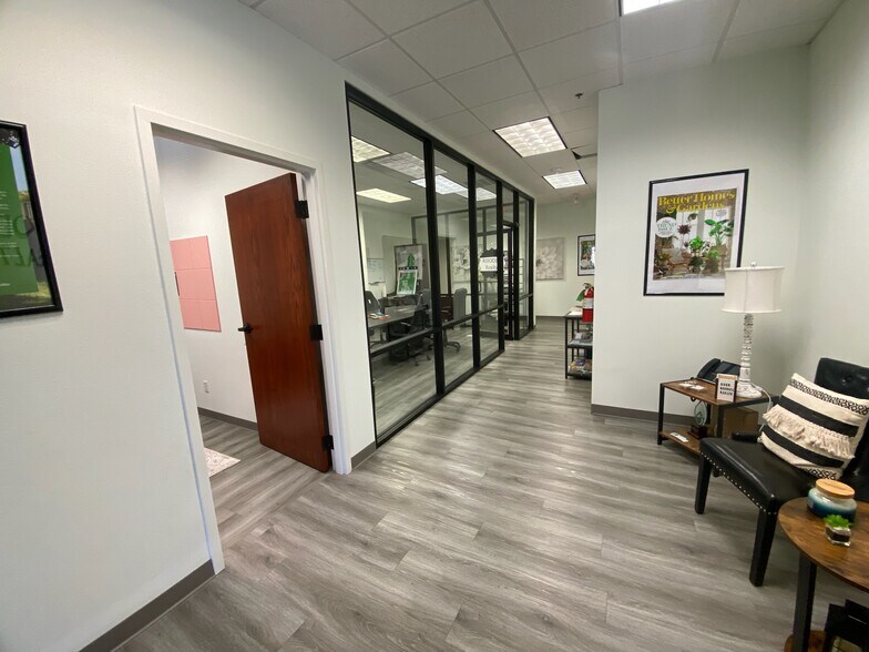 More Photos Of 425 Ashley Ridge Blvd, Shreveport Office For Lease