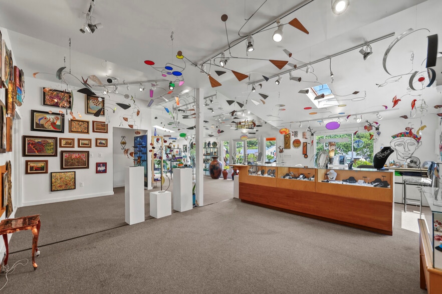 More Photos Of 8 Center St, West Stockbridge Restaurant For Sale