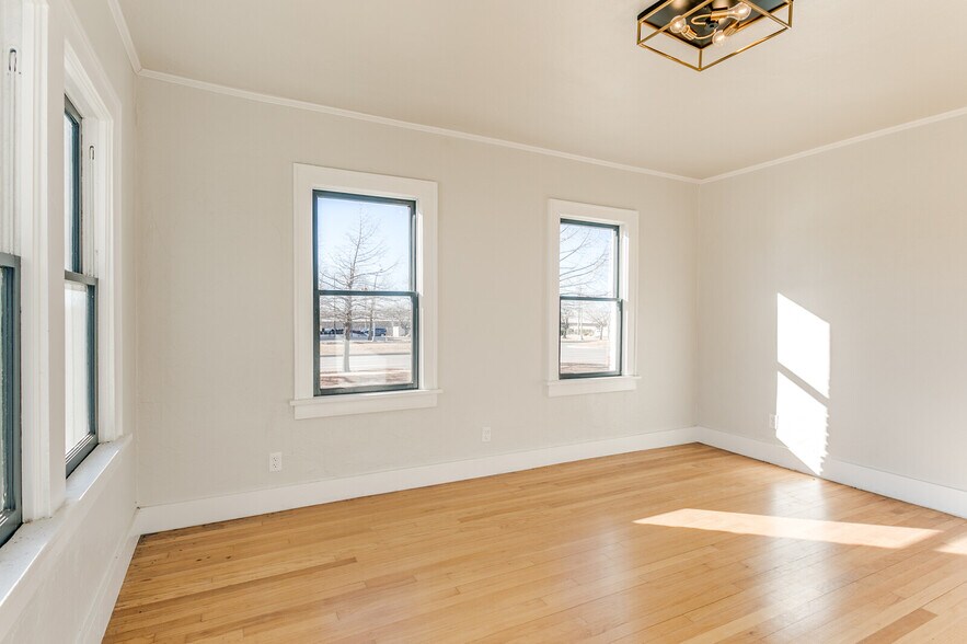 More Photos Of 608 E Eubanks St, Oklahoma City Office For Sale