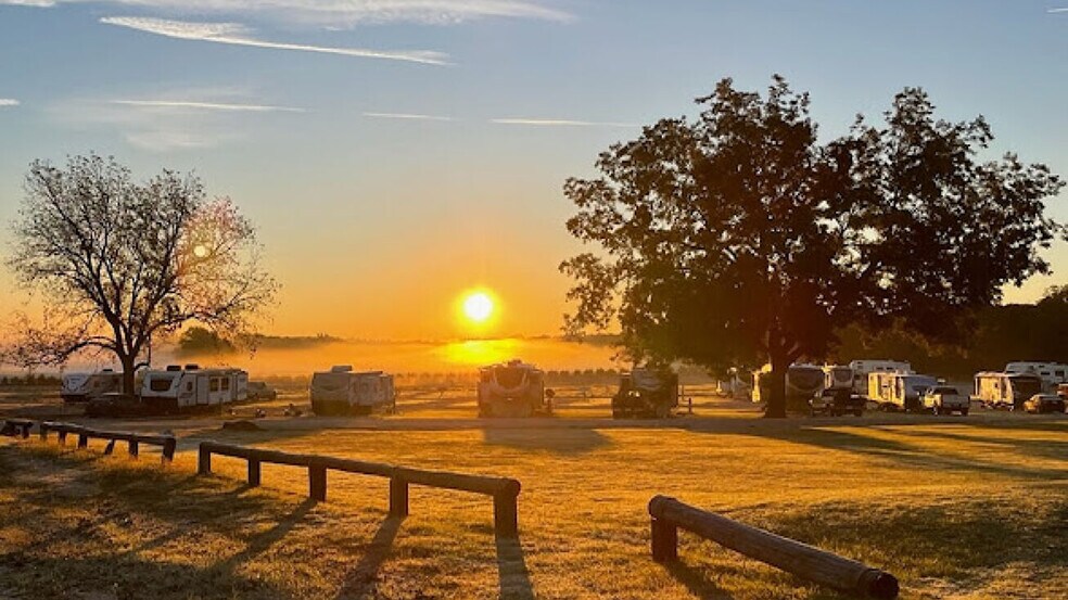 Primary Photo Of 8484 S FM 372, Gainesville Lodge Meeting Hall For Sale