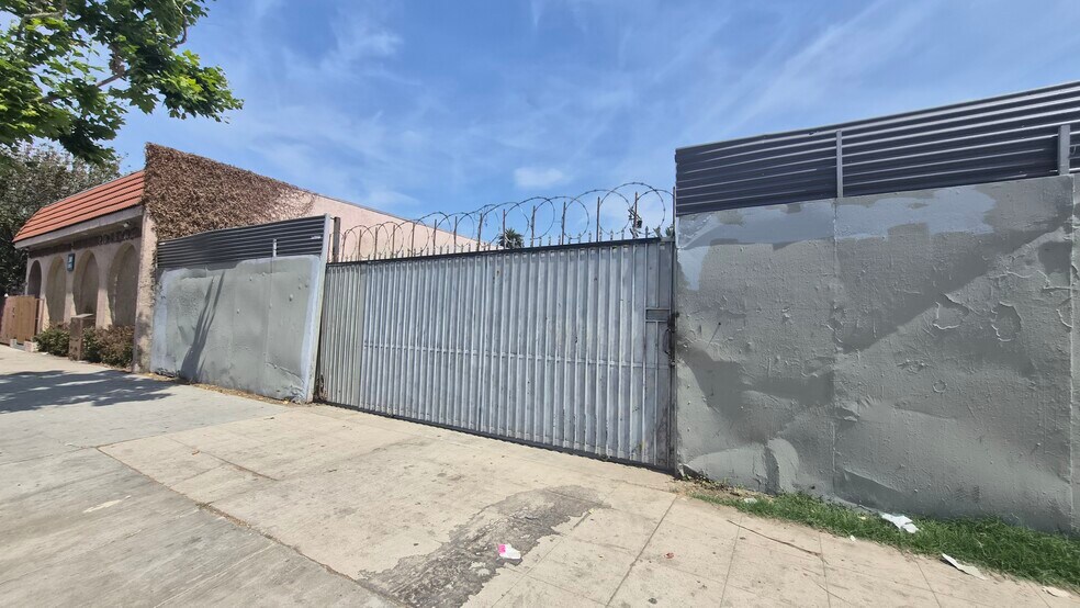Primary Photo Of 235 E Manchester, Los Angeles Land For Sale