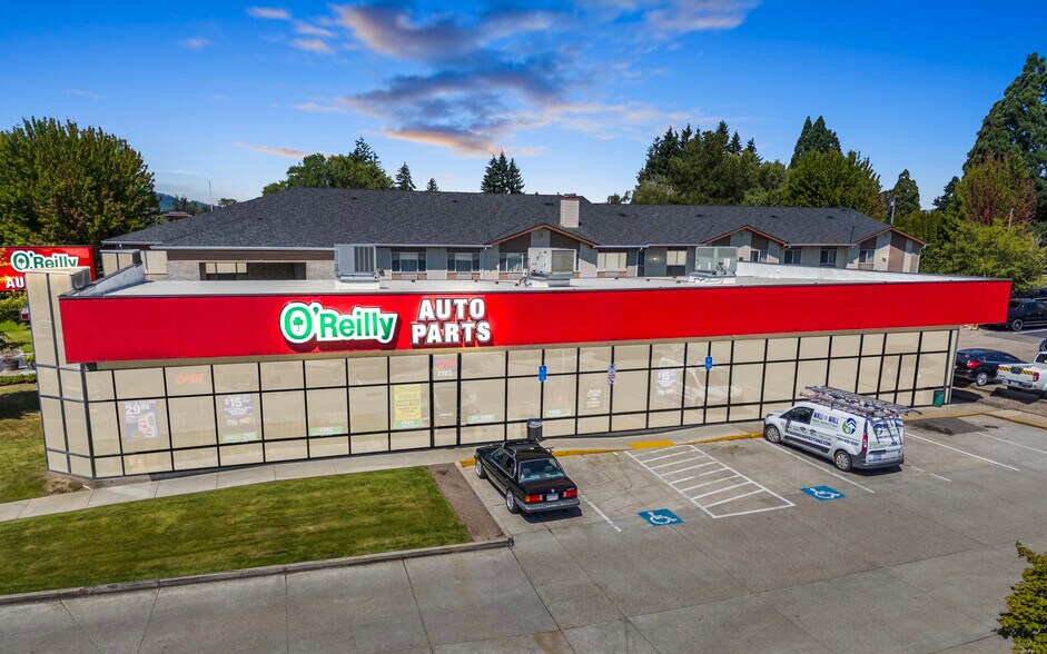 More Photos Of 2301 E Portland Rd, Newberg Freestanding For Sale