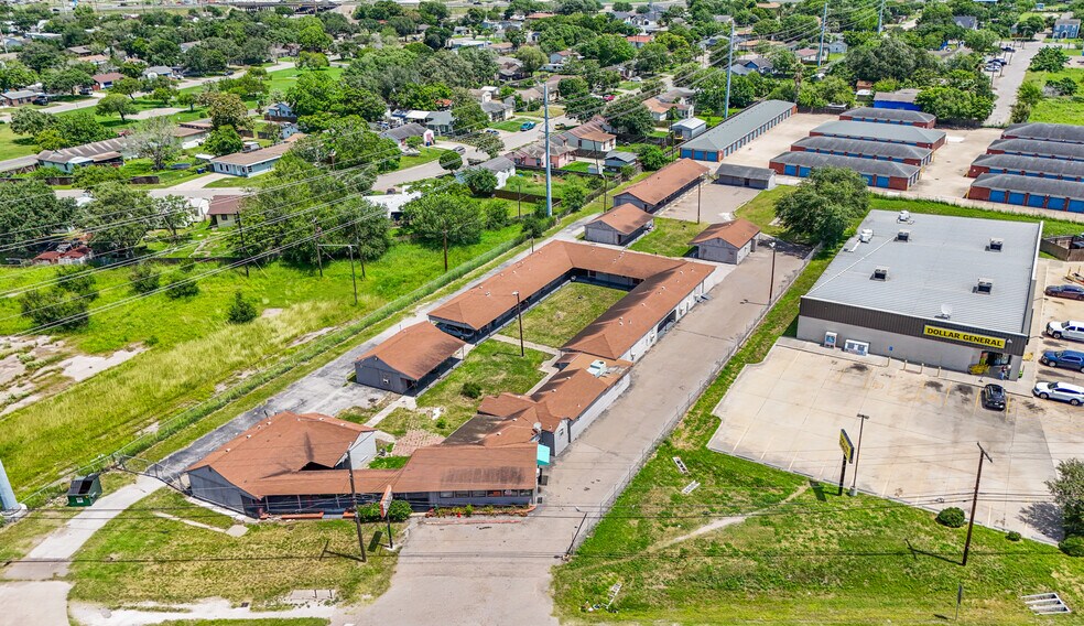 More Photos Of 4206 Leopard St, Corpus Christi Hotel For Sale