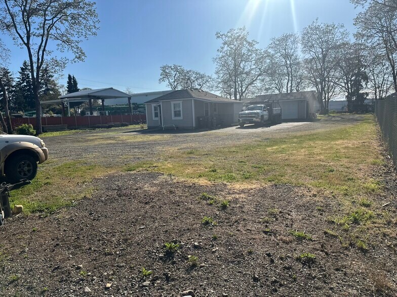 More Photos Of 3261 96th St S, Lakewood Land For Lease