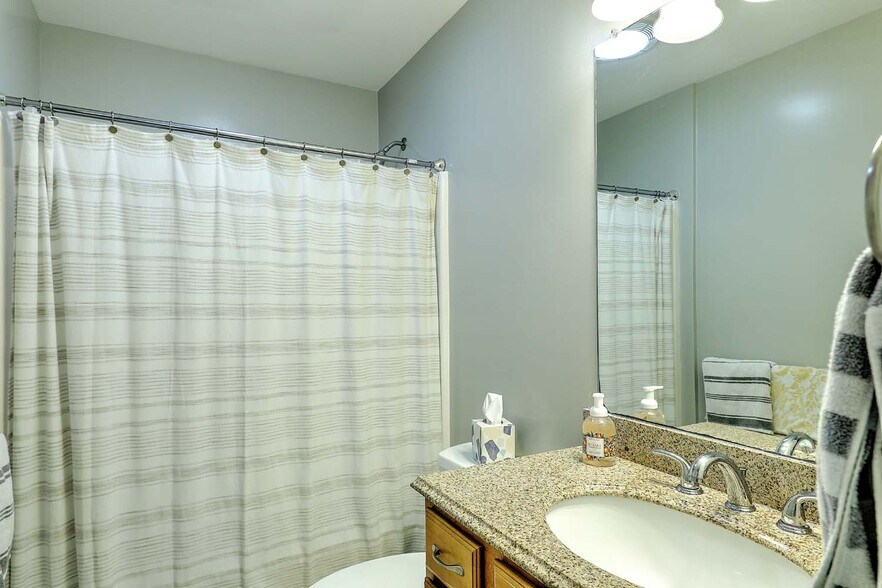 More Photos Of 183-191 Washington Rd, Barrington Apartments For Sale