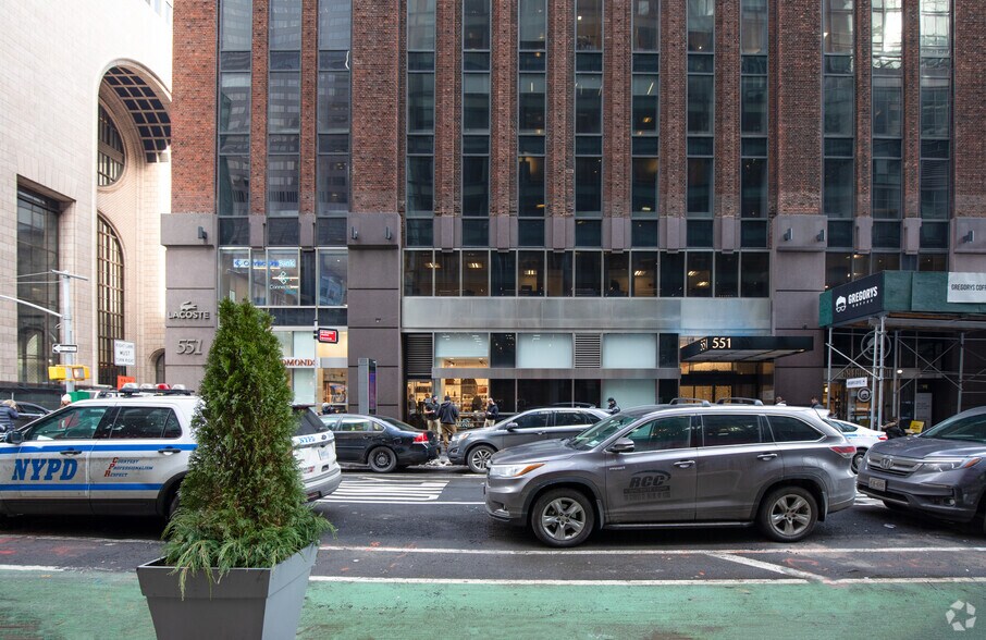 More Photos Of 551 Madison Ave, New York Office For Lease