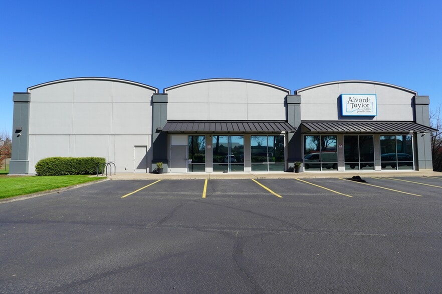 More Photos Of 1665-1671 N 18th St, Springfield Storefront For Lease