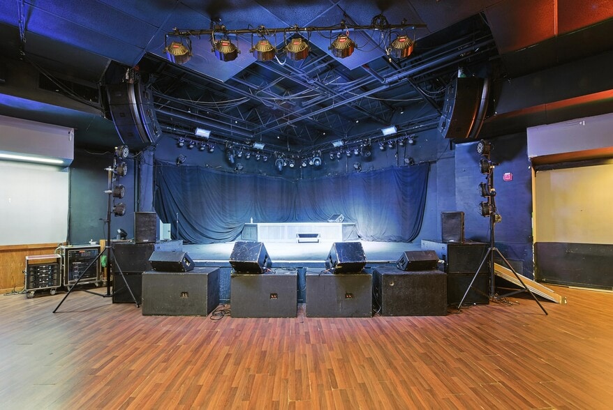 More Photos Of 9660 Dry Fork Rd, Harrison Theater Concert Hall For Sale