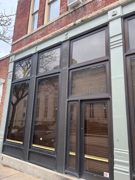 More Photos Of 316 Ferry St, Lafayette Office For Lease