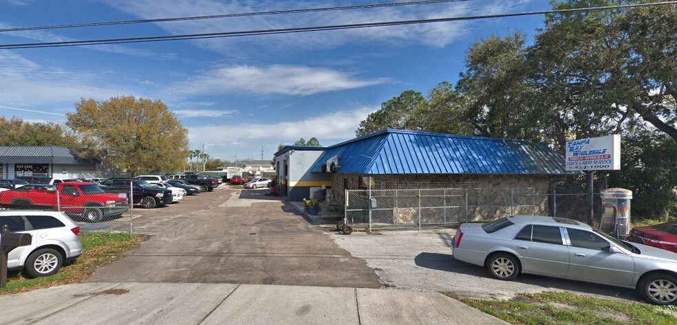 More Photos Of 175 Forest Lake Blvd N, Oldsmar Auto Repair For Sale