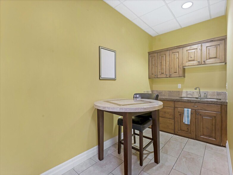 More Photos Of 248 E 13800 S, Draper Apartments For Sale