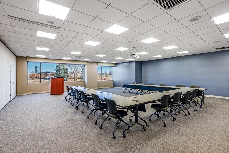 More Photos Of 10000 Innovation Dr, Wauwatosa Office For Lease